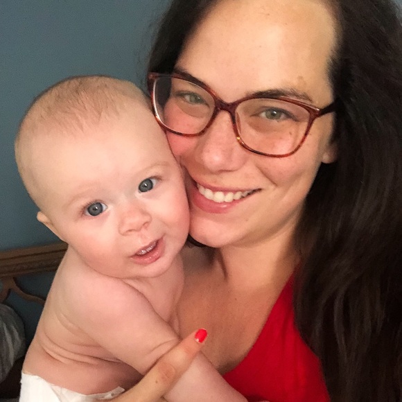 Meet your Posher, Katie - Picture 1 of 1